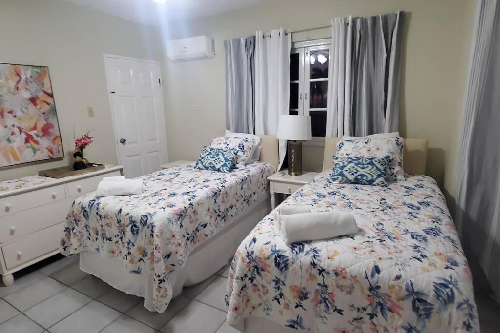 Chalet Cassie Διαμέρισμα Μοντέγκο Μπέυ Εξωτερικό φωτογραφία
