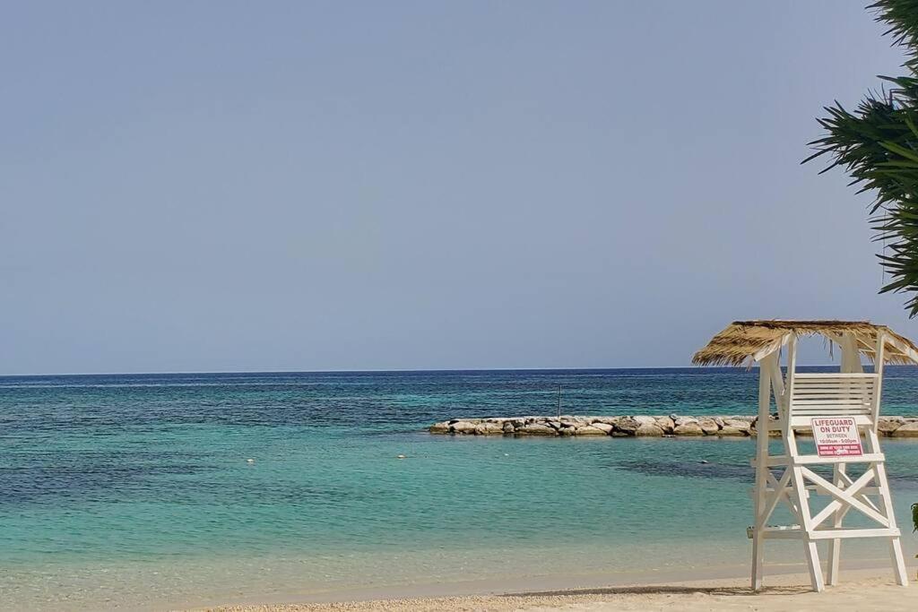 Chalet Cassie Διαμέρισμα Μοντέγκο Μπέυ Εξωτερικό φωτογραφία